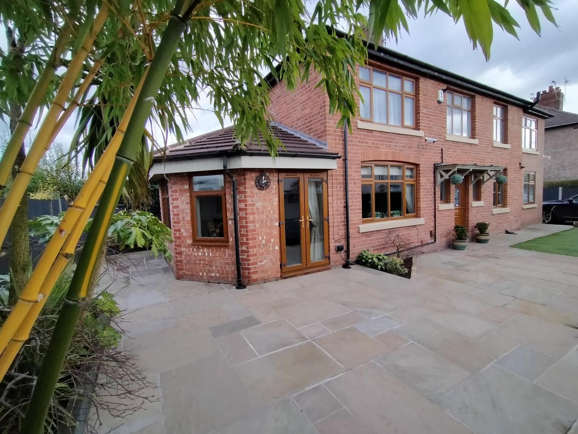 Sirius House - Sleeps 7, Driveway, Garden Villa Crewe Ruang foto